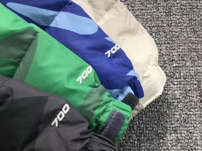 kaws-x-the-north-face-retro-1996-nuptse-jacket-moonlight-ivory-12_0cbba729-Drip Store Argentina