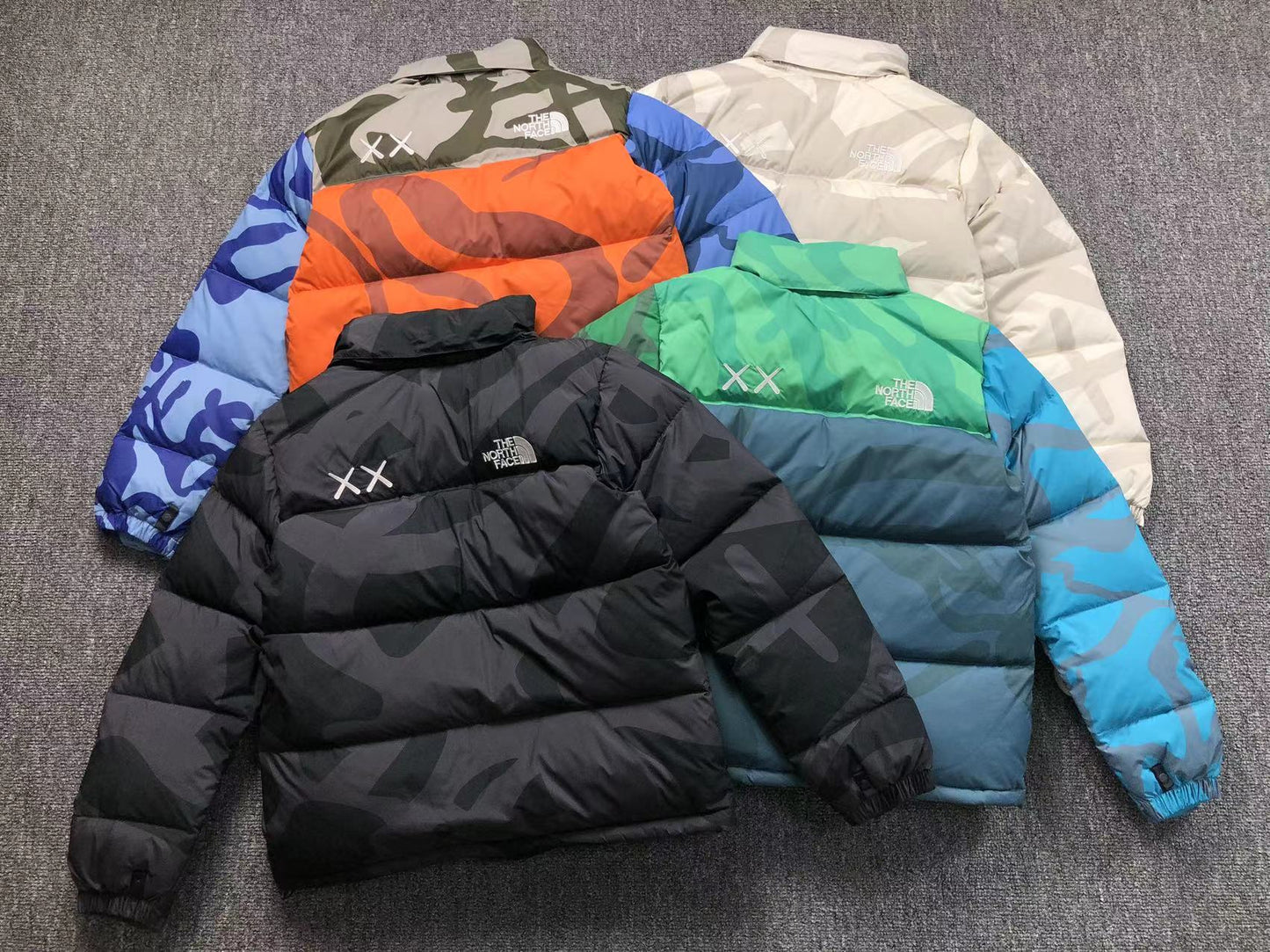kaws-x-the-north-face-retro-1996-nuptse-jacket-moonlight-ivory-13_bb9541d5-Drip Store Argentina