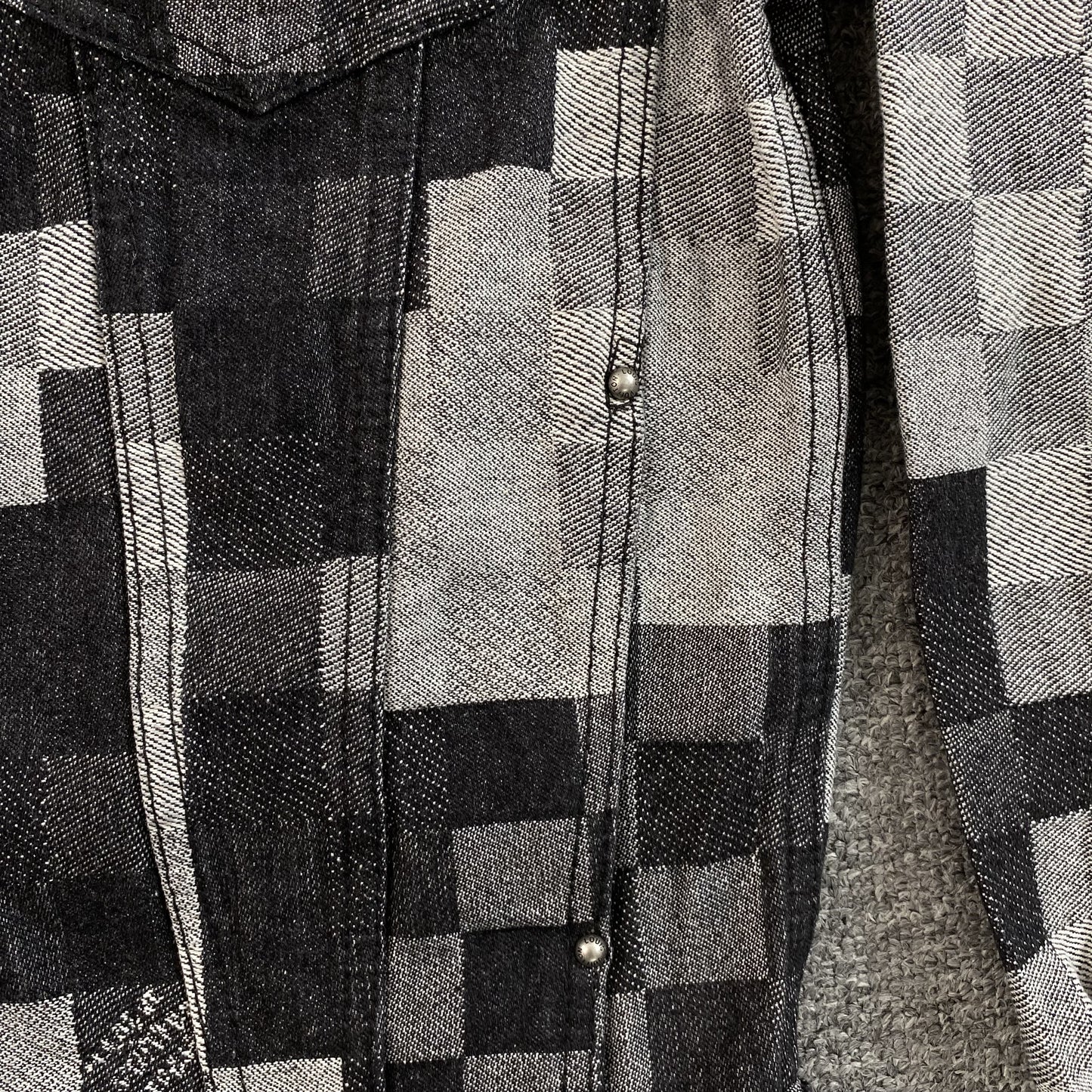 Campera Louis Vuitton Damier Damoflage Jean Negra