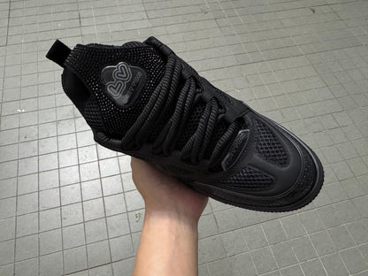 Louis Vuitton Skate Sneaker Crystal Negro