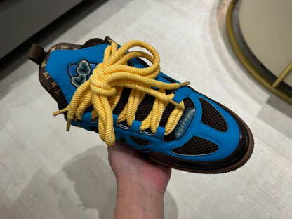 Louis Vuitton Skate Sneaker Marrón Azul