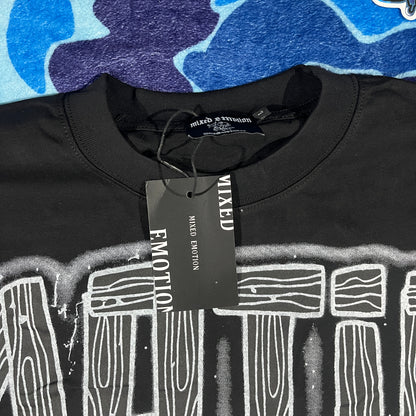 Remera Mixed Emotion Astro Negra