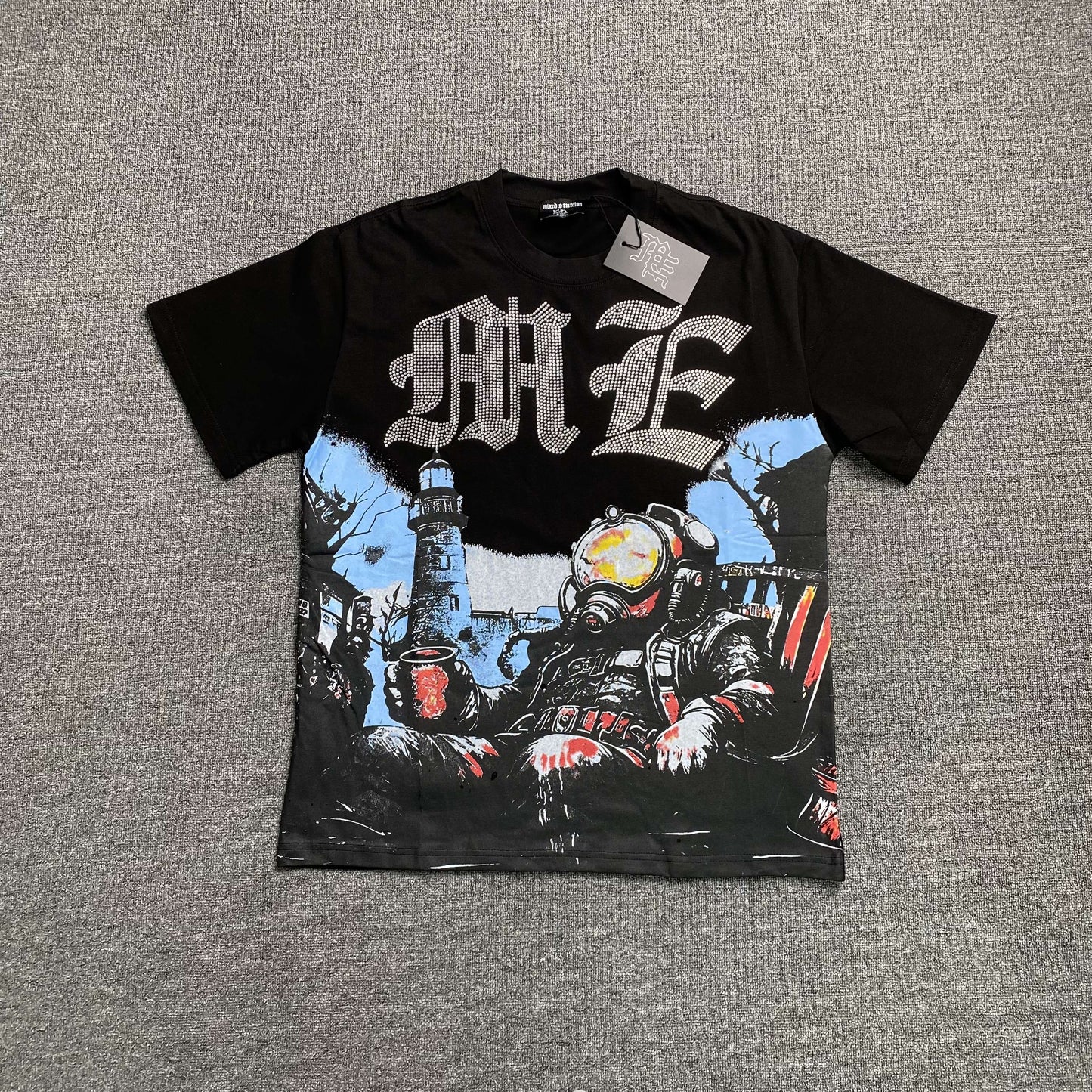 Remera Mixed Emotion Astronaut Rhinestone Negra