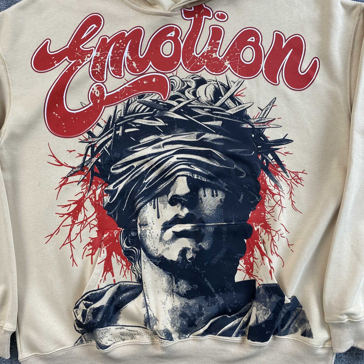 Buzo Mixed Emotion Blinded Crema