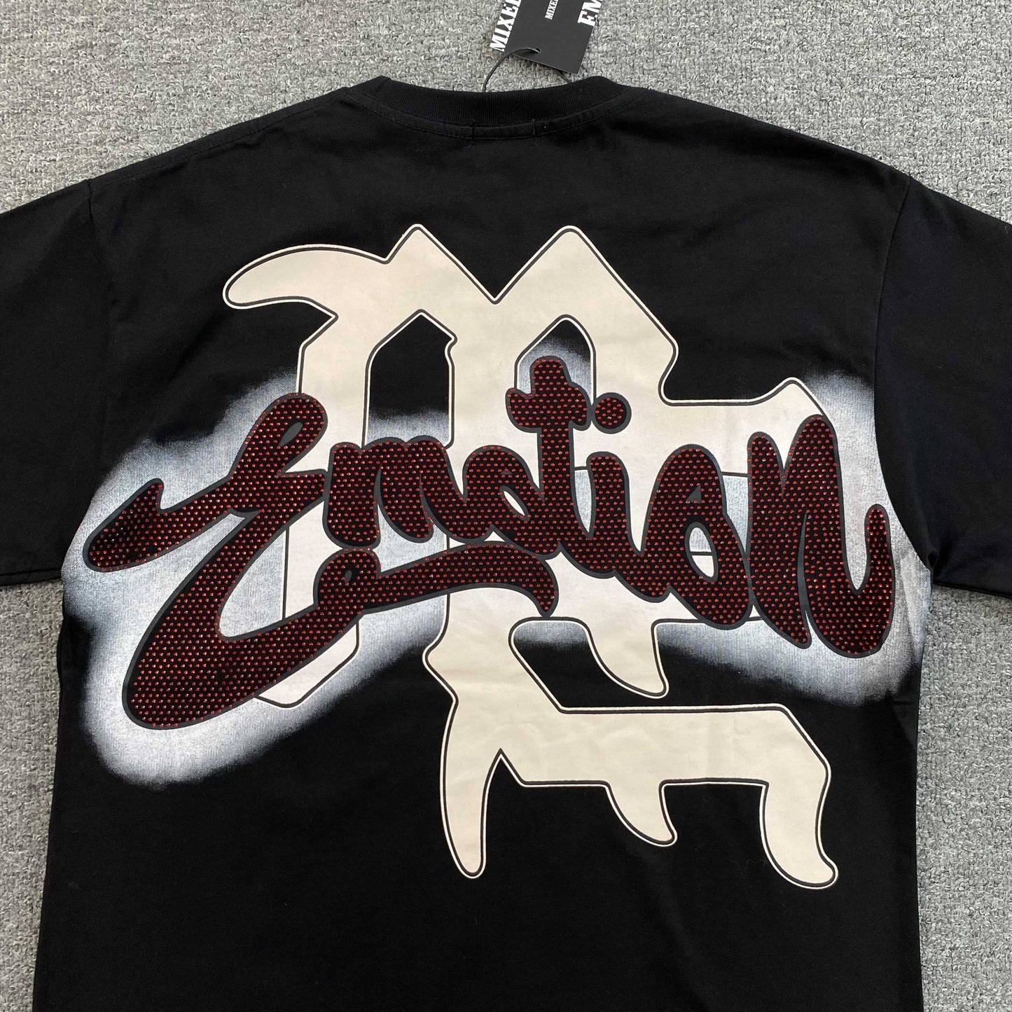 Remera Mixed Emotion Blinded Rhinestone Negra