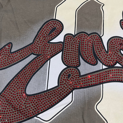 Remera Mixed Emotion Blinded Rhinestone Gris