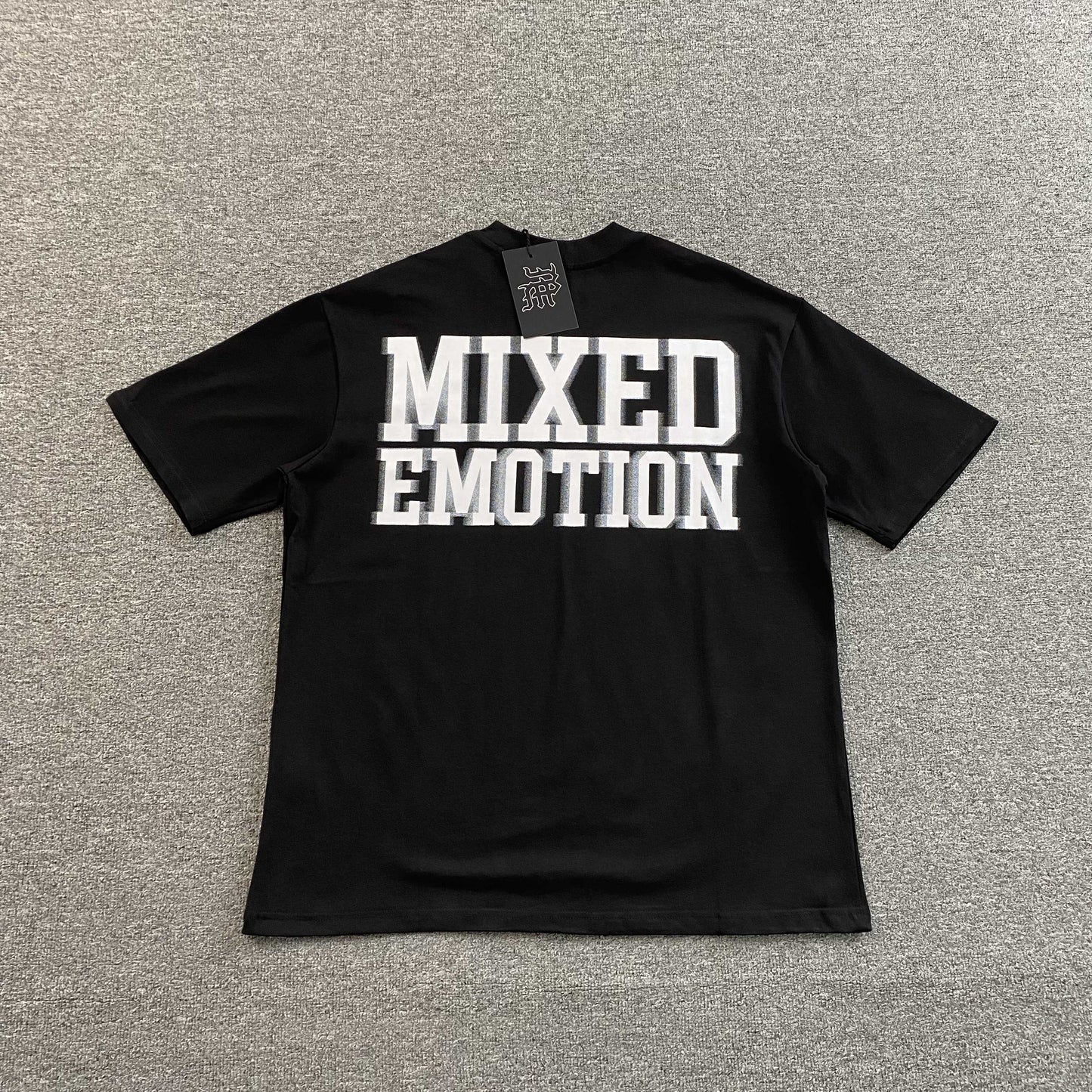 Remera Mixed Emotion Blur Negra