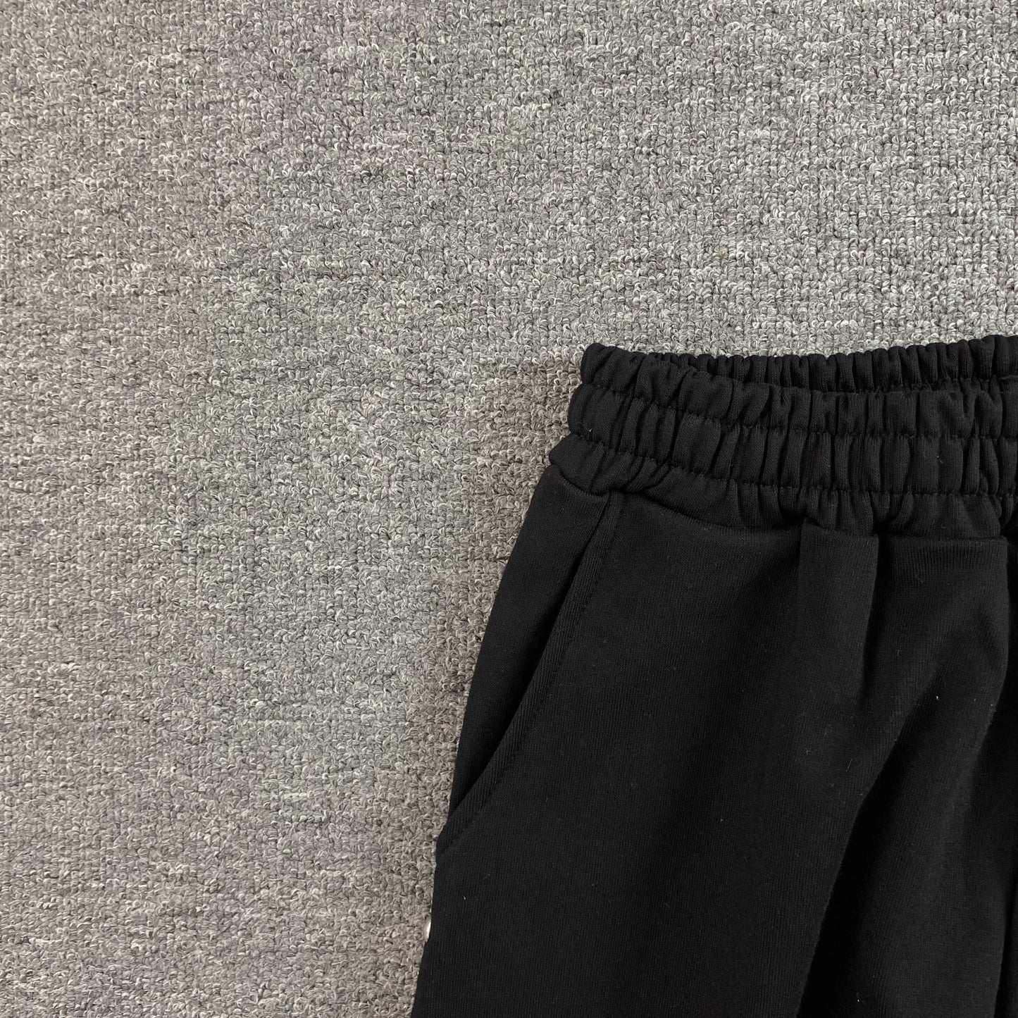 Pantalón Mixed Emotion Crown Negro
