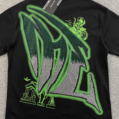 Remera Mixed Emotion Goblin Rhinestone Negra