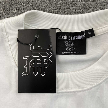 Remera Mixed Emotion Resurrection Blanca