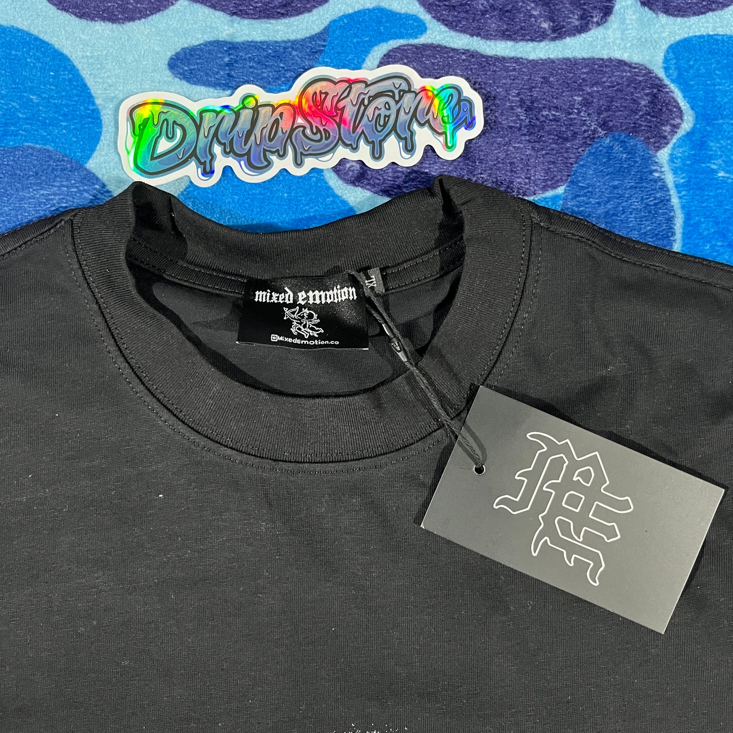 Remera Mixed Emotion Rhinestone Negra
