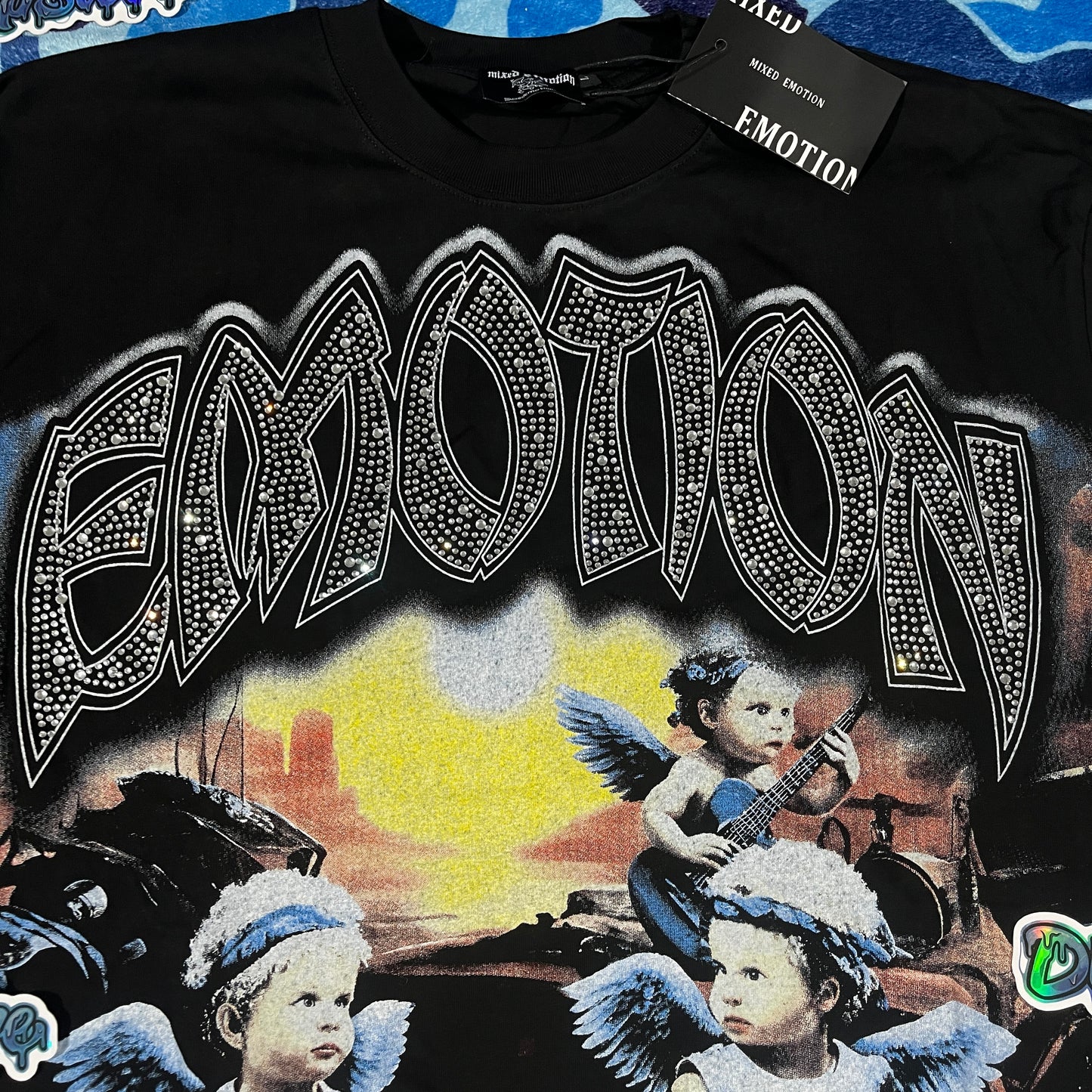 Remera Mixed Emotion Sunrise Negra