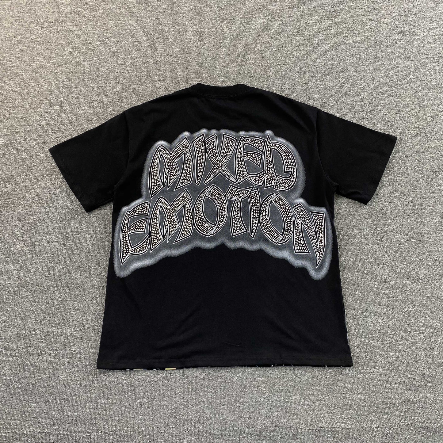 Remera Mixed Emotion Sunrise Negra
