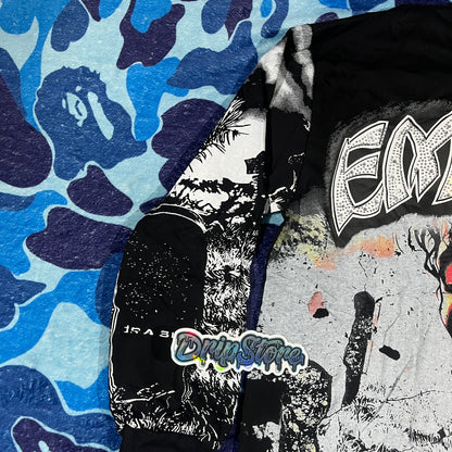 Remera Mixed Emotion Tombstone Negra