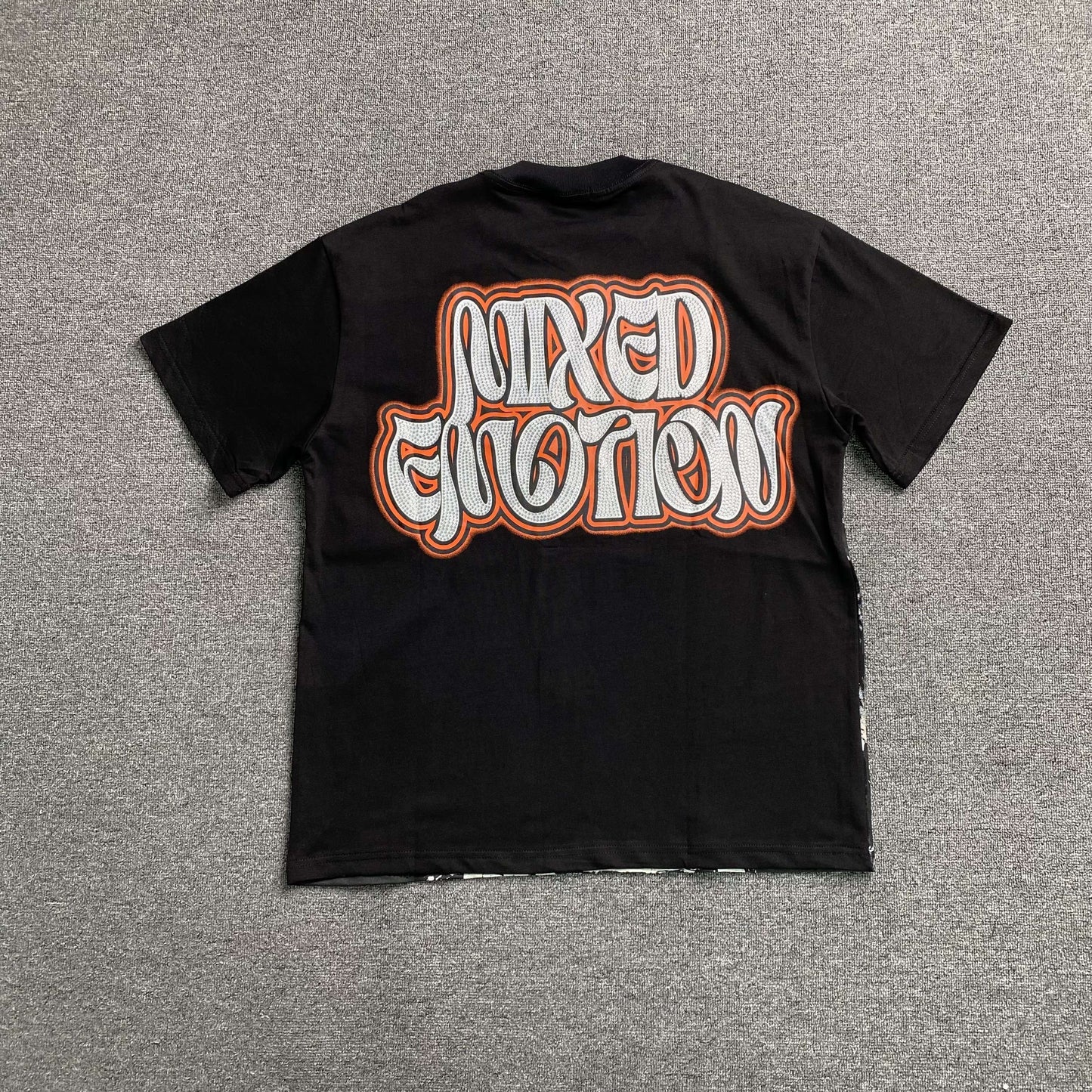 Remera Mixed Emotion Twin Negra
