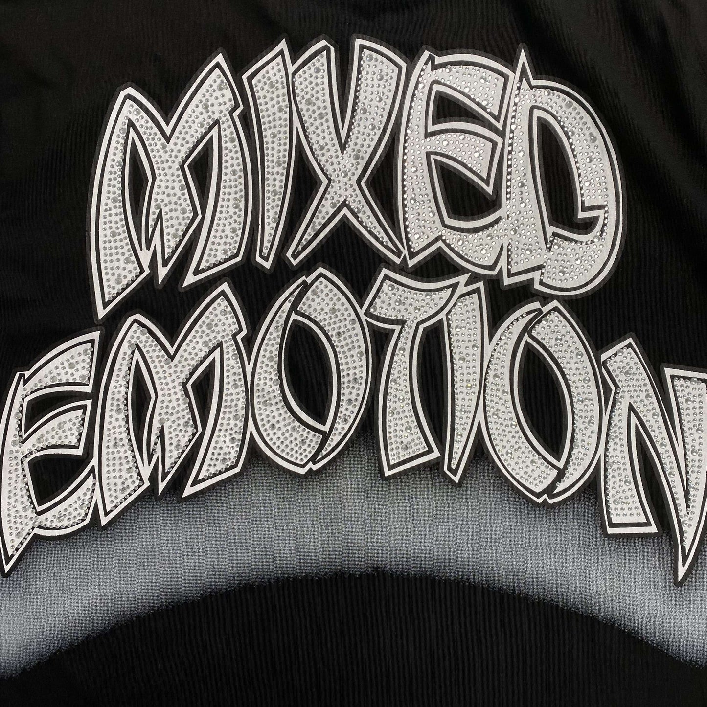 Remera Mixed Emotion Zombie Negra