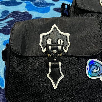 trapstar-irongate-t-crossbody-bag-black-2-Drip Store Argentina