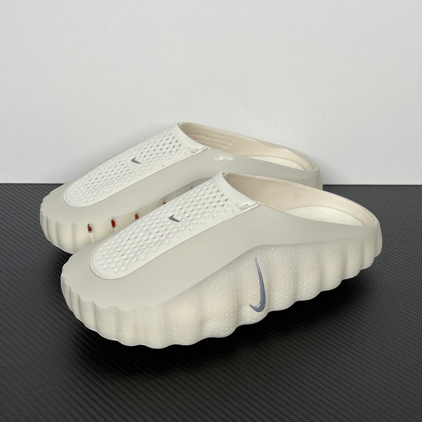 Nike Mind 001 Slide Light Bone