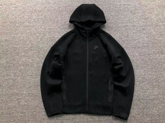 Campera Nike Tech Fleece Negra