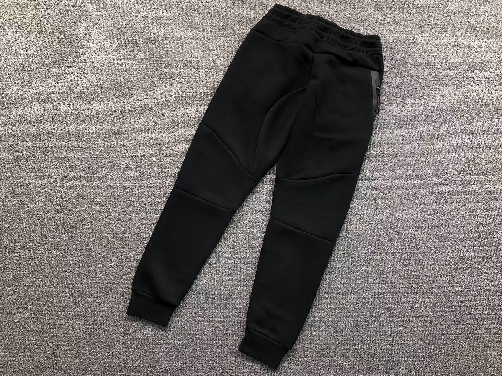 nike-tech-fleece-tracksuit-black-4-Drip Store Argentina