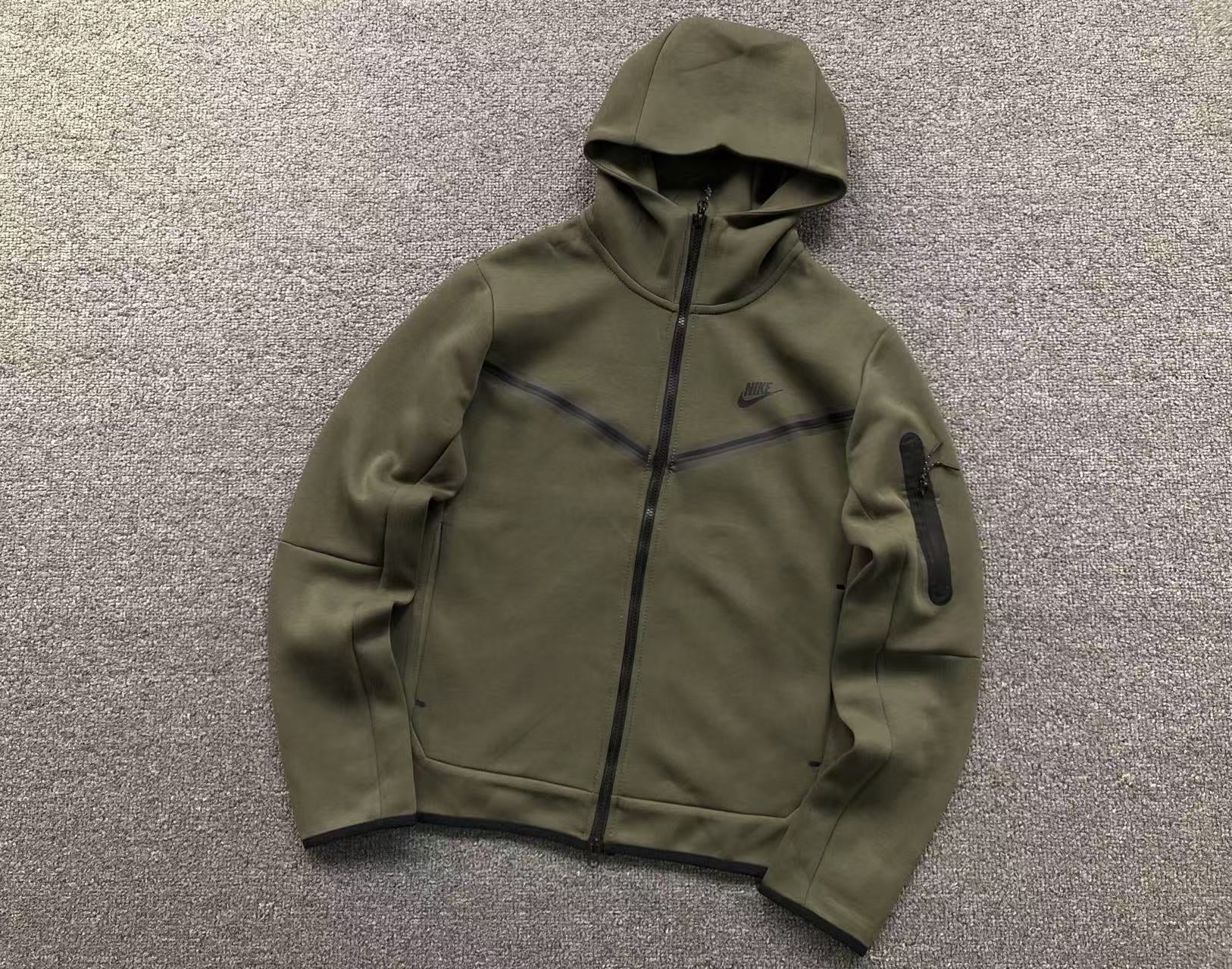 nike-tech-fleece-tracksuit-green-2-Drip Store Argentina