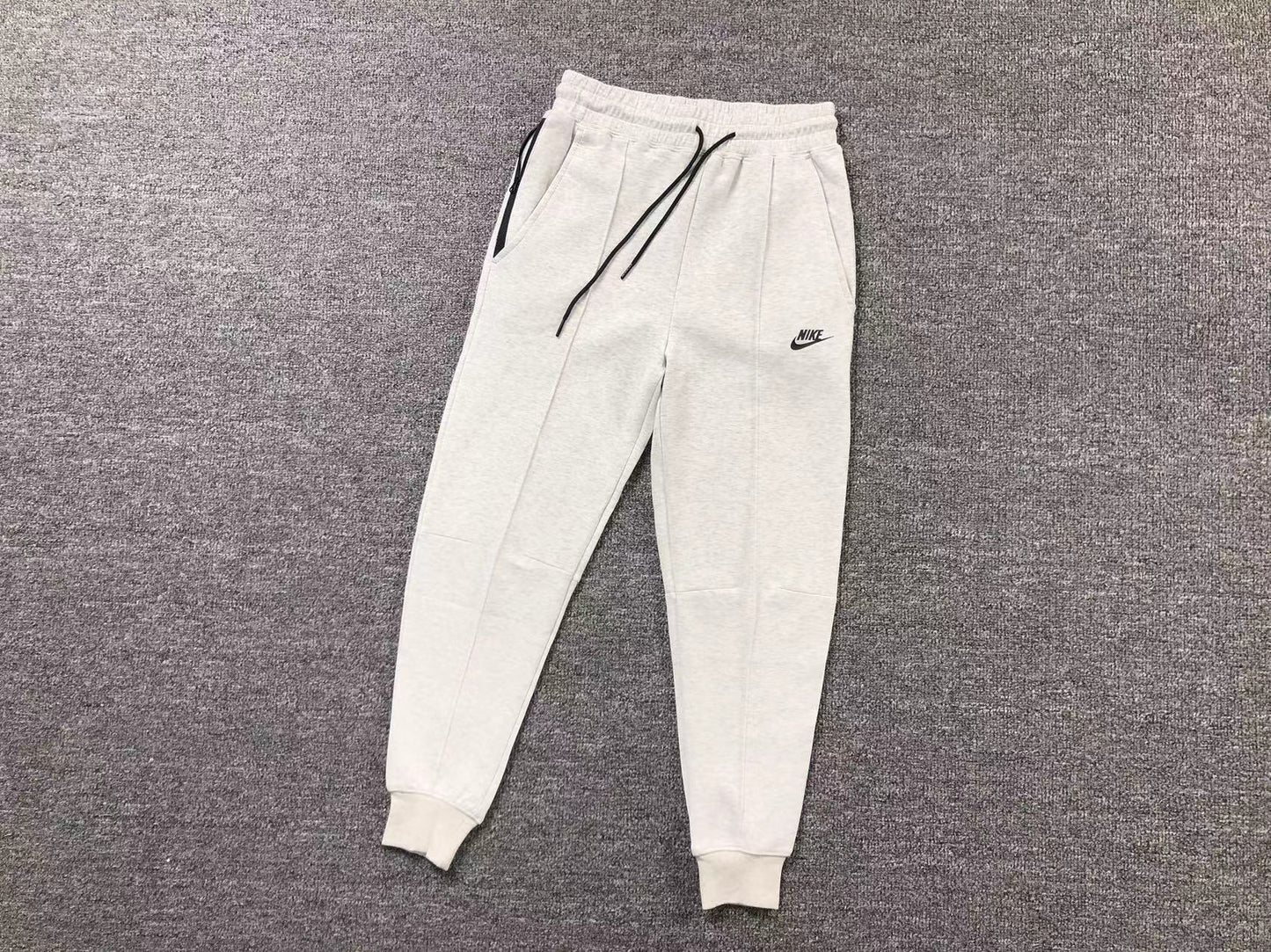 nike-tech-fleece-tracksuit-grey-3_250bc700-Drip Store Argentina