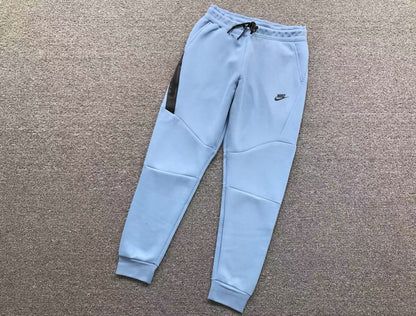 nike-tech-fleece-tracksuit-light-blue-3-Drip Store Argentina