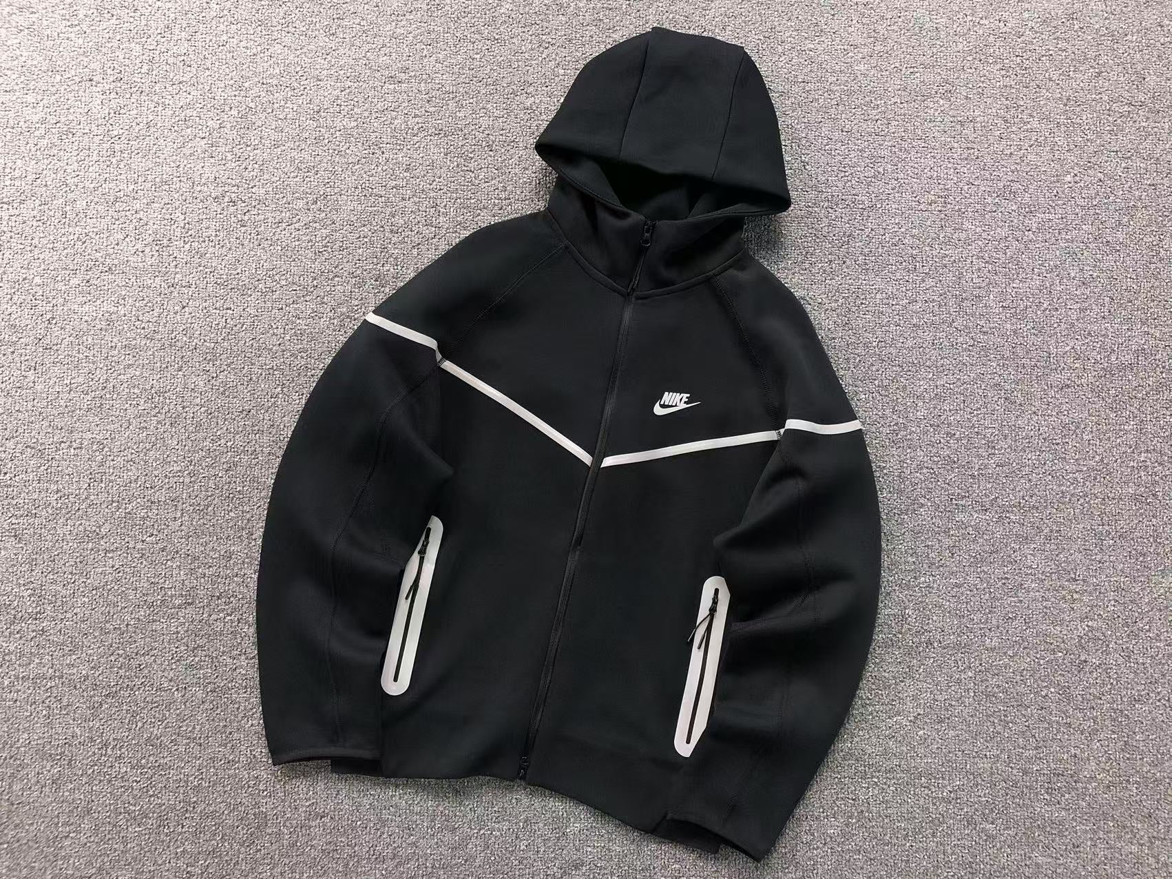 nike-tech-fleece-tracksuit-reflective-black-2-Drip Store Argentina