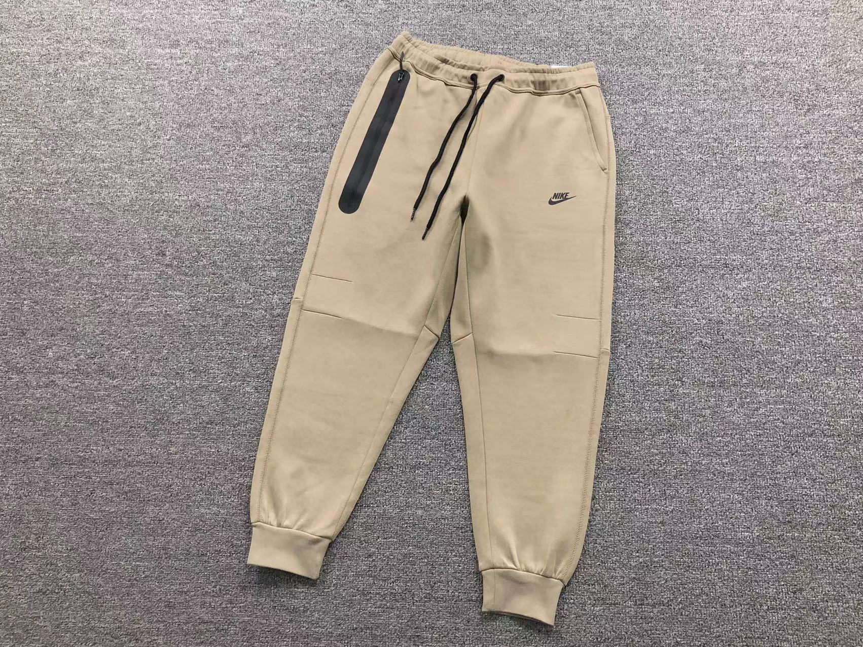 nike-tech-fleece-tracksuit-tan-3-Drip Store Argentina