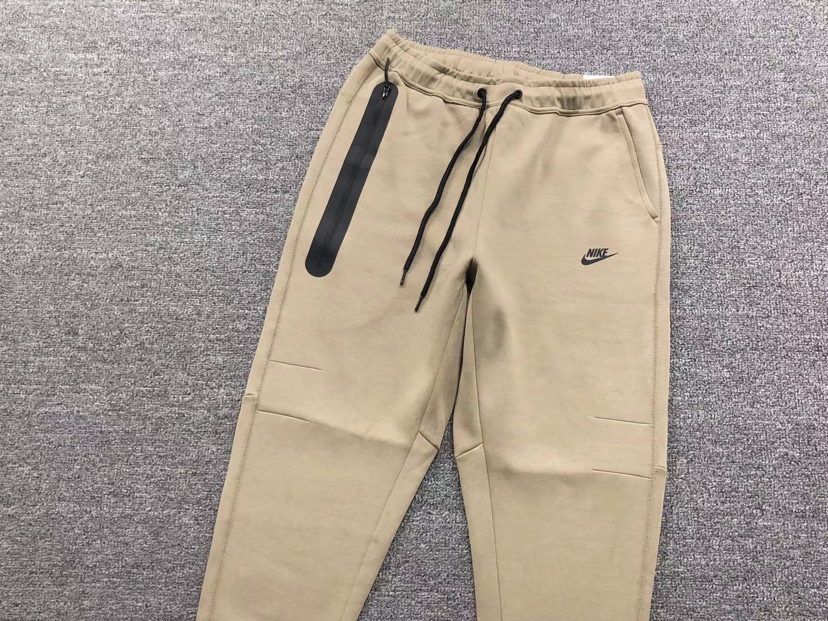 nike-tech-fleece-tracksuit-tan-4-Drip Store Argentina