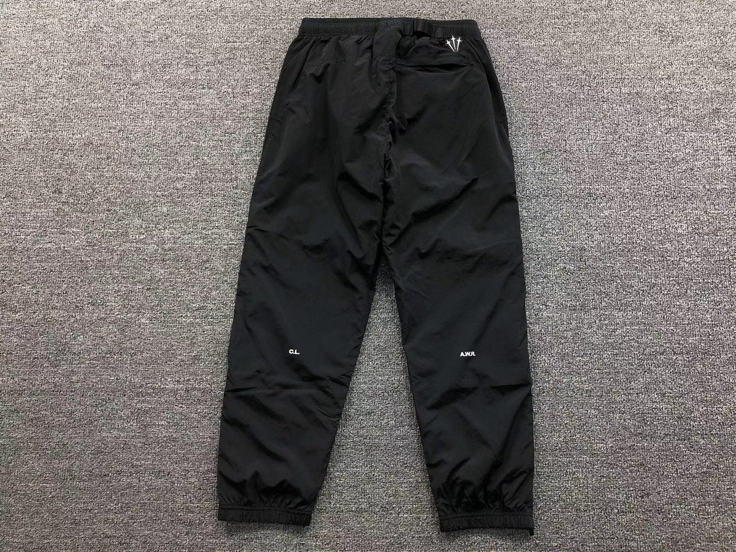 nike-x-drake-nocta-track-pants-black-2_953f7715-Drip Store Argentina
