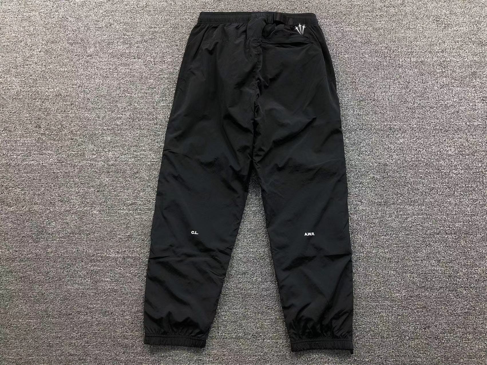 nike-x-drake-nocta-track-pants-black-2_953f7715-Drip Store Argentina