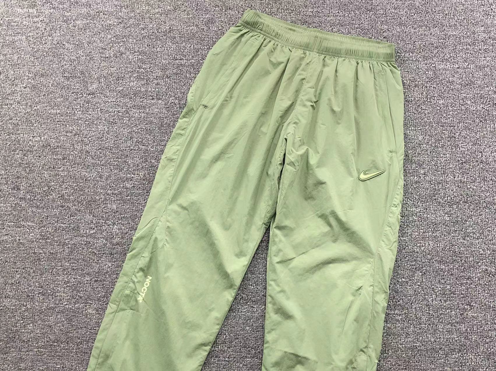 nike-x-drake-nocta-track-pants-oil-green-3-Drip Store Argentina