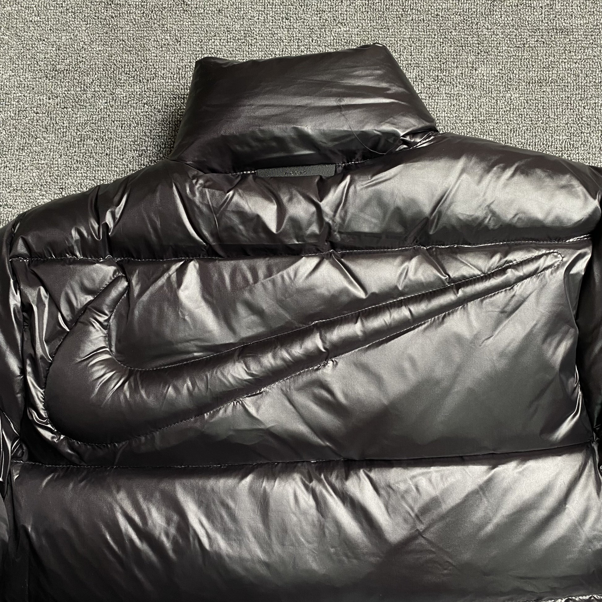 nike-x-nocta-sunset-puffer-jacket-black-3-Drip Store Argentina