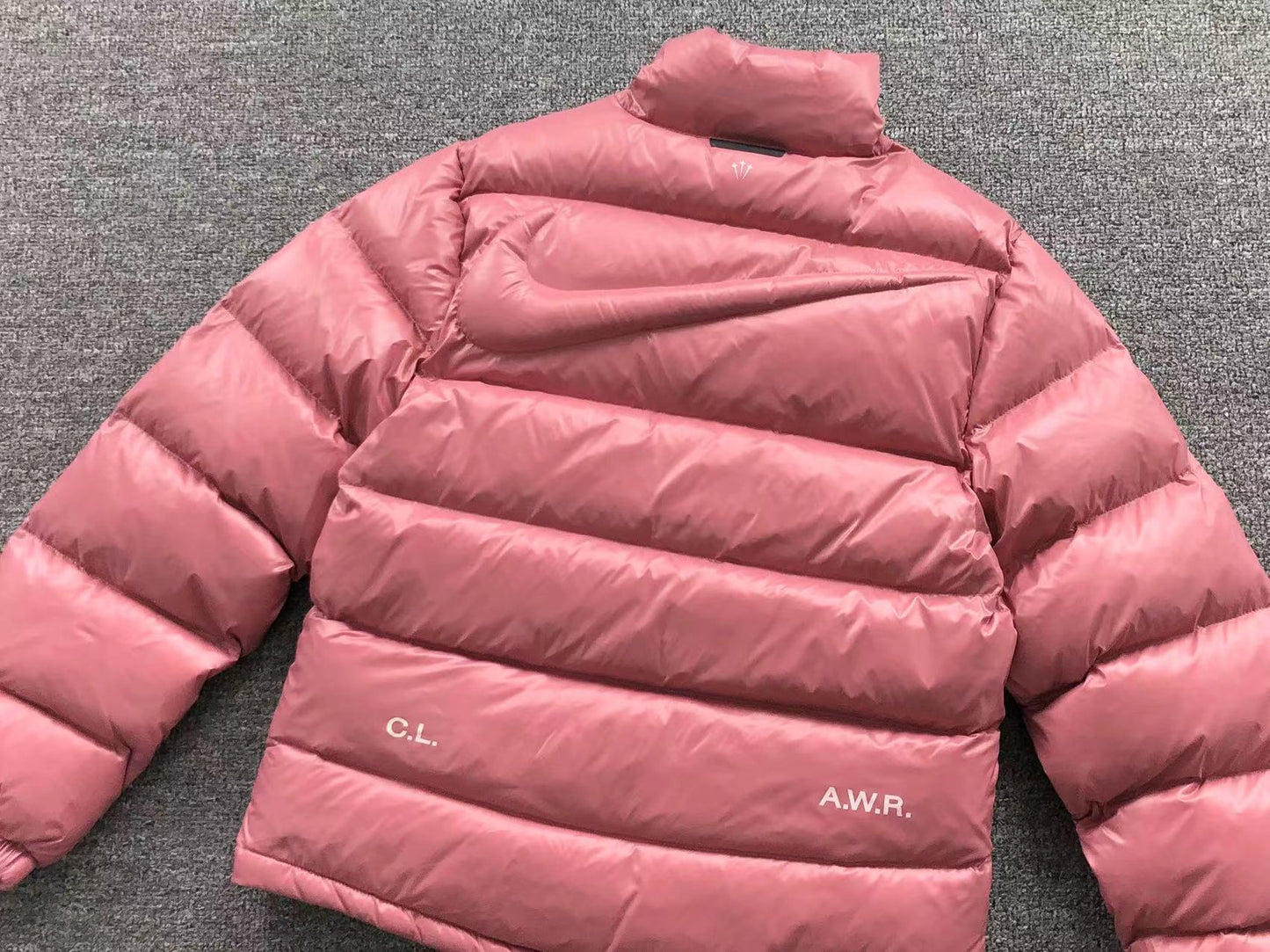 nike-x-nocta-sunset-puffer-jacket-desert-berry-9-Drip Store Argentina