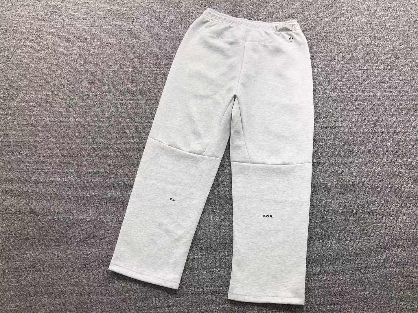 nike-x-nocta-tech-fleece-tracksuit-grey-5-Drip Store Argentina