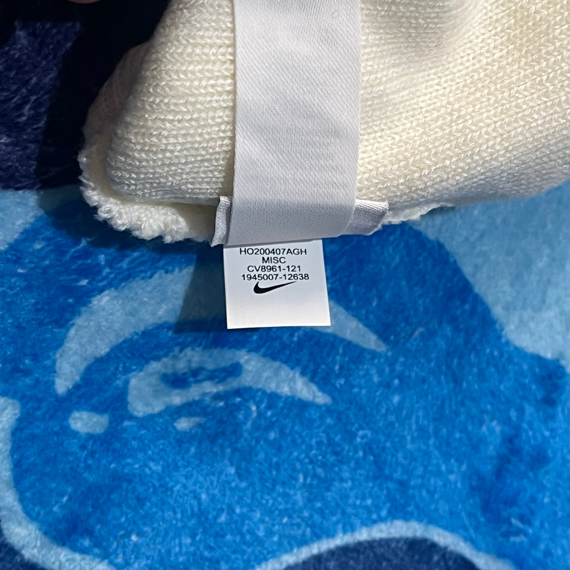 nike-x-stussy-cuff-beanie-2020-cream-7-Drip Store Argentina