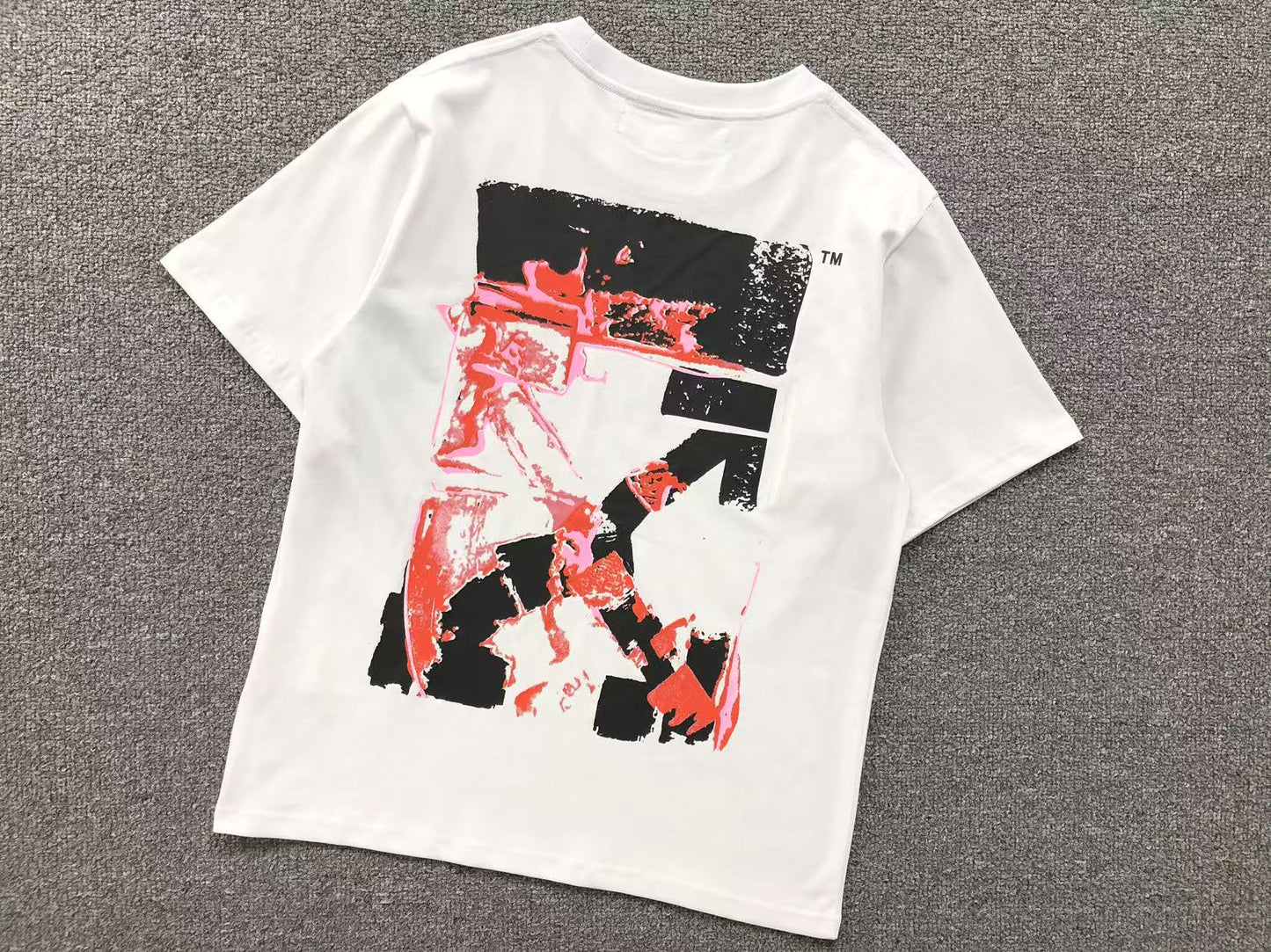off-white-acrylic-arrow-tee-white-Drip Store Argentina