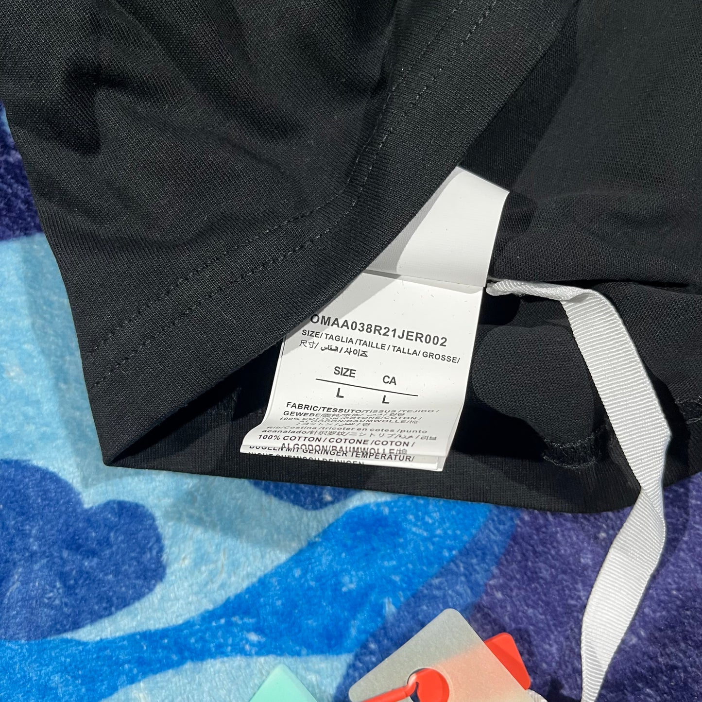 Remera Off White Airport Tape Negra
