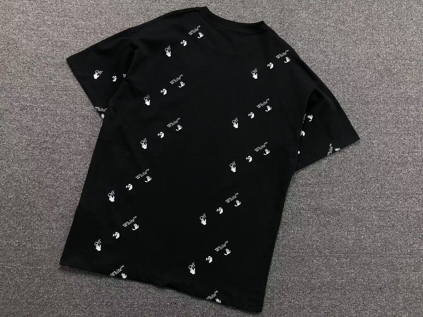 off-white-all-over-logo-tee-black-2-Drip Store Argentina