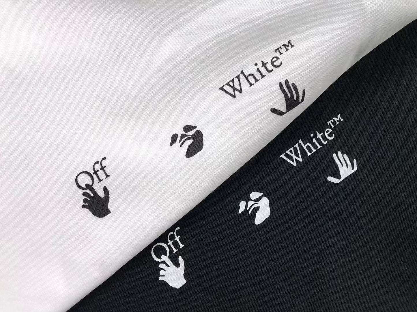off-white-all-over-logo-tee-black-6-Drip Store Argentina