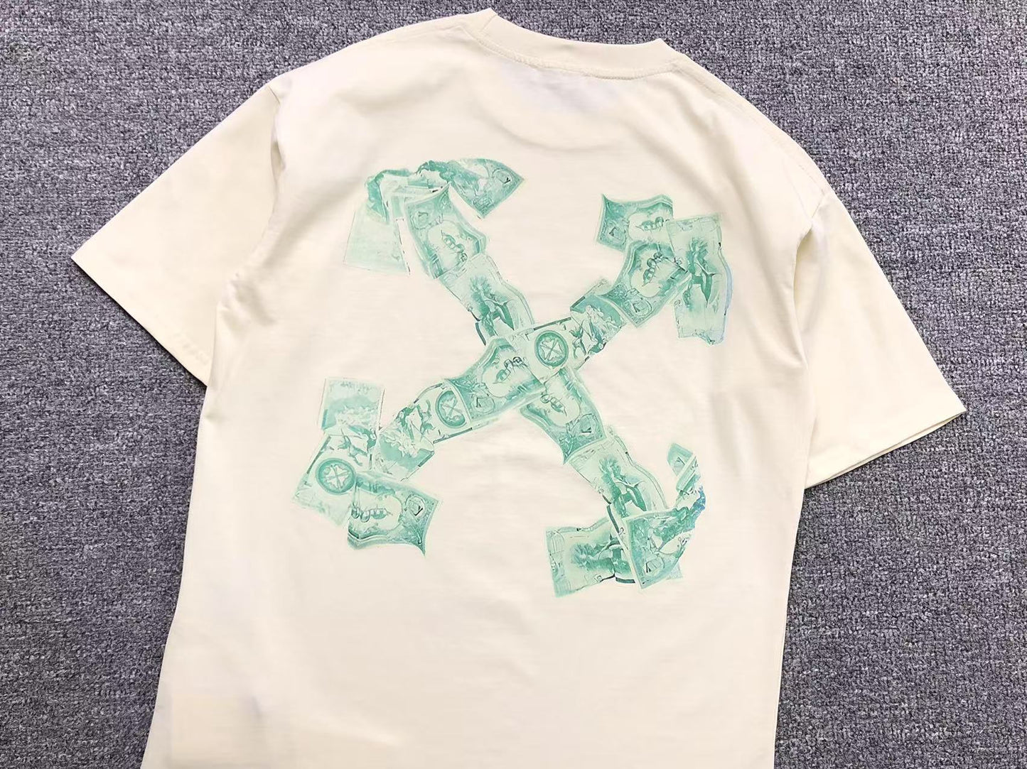 off-white-arrow-cash-tee-beige-4-Drip Store Argentina