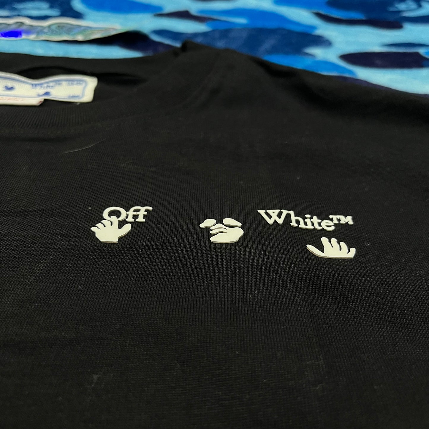 off-white-caravaggio-jersey-t-shirt-black-3_f730be46-Drip Store Argentina