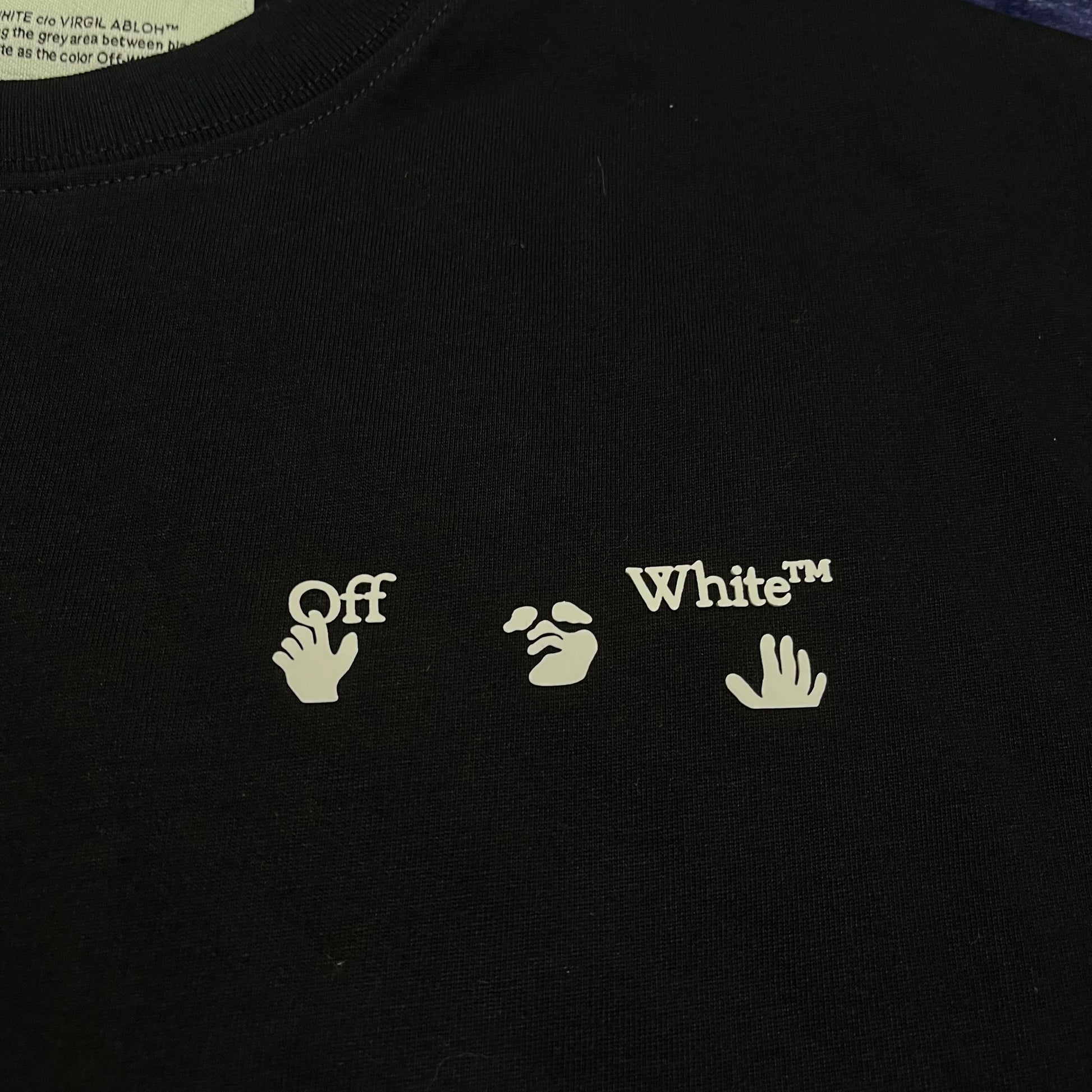 off-white-caravaggio-jersey-t-shirt-black-4_5af3f992-Drip Store Argentina