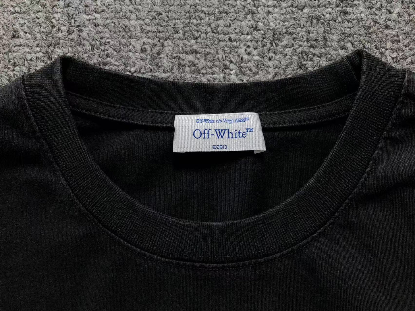 off-white-crocodile-tee-black-7-Drip Store Argentina