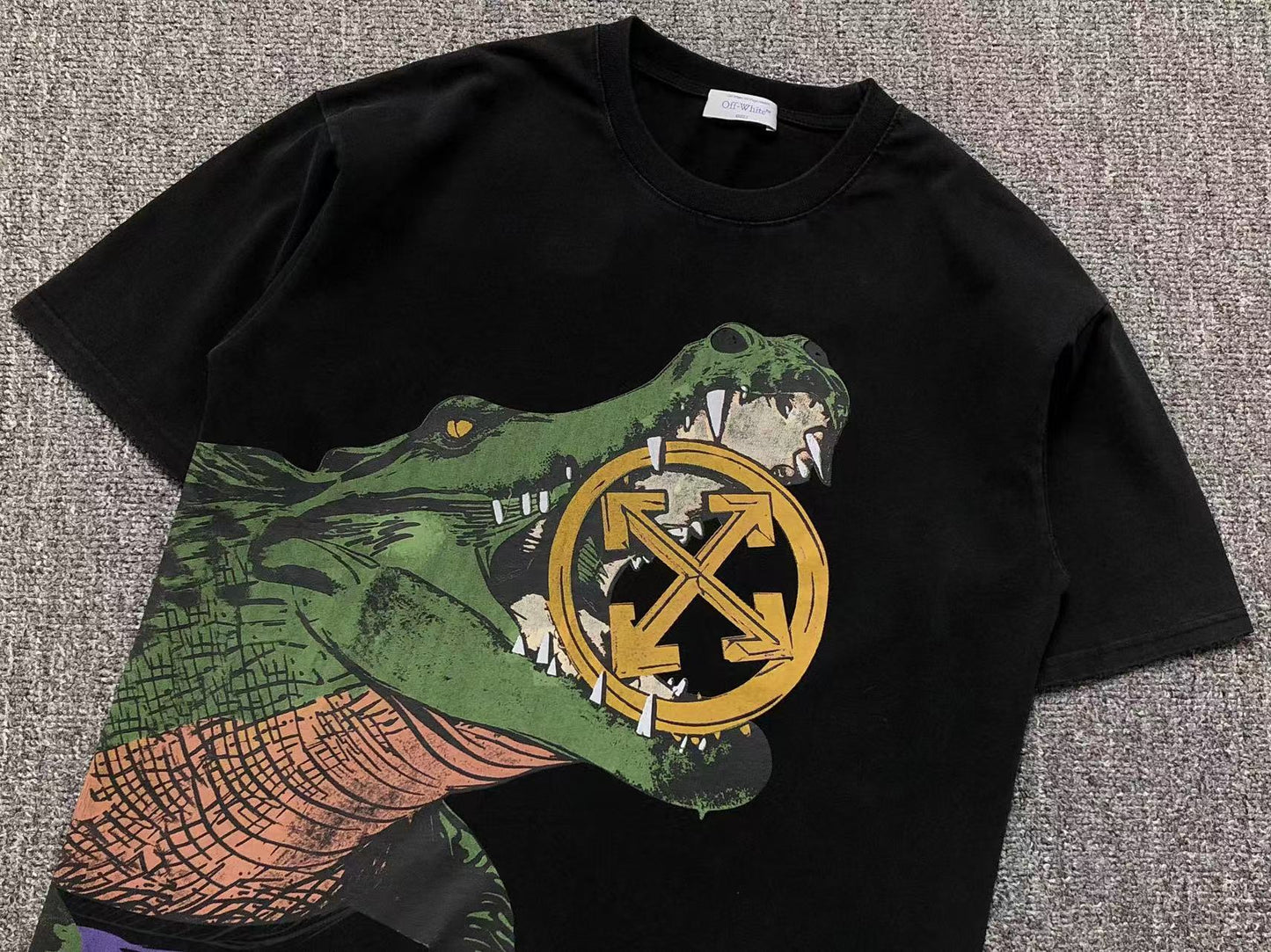off-white-crocodile-tee-black-8-Drip Store Argentina