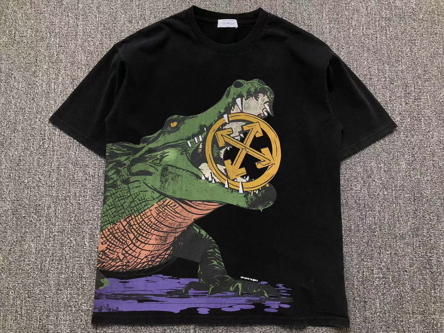 off-white-crocodile-tee-black-Drip Store Argentina