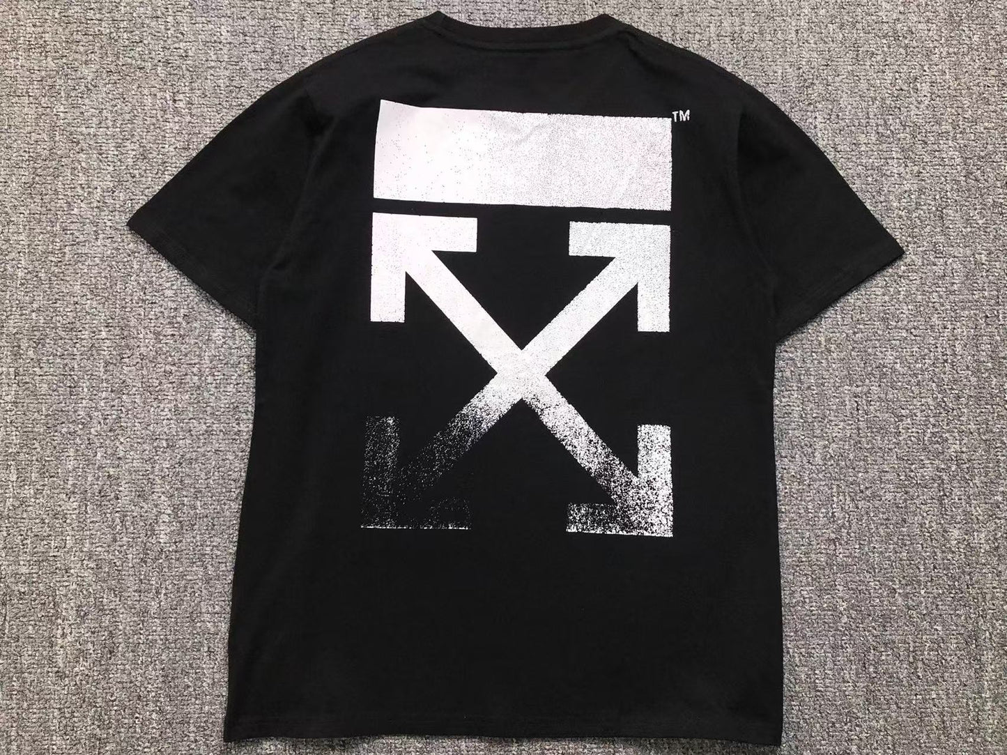 off-white-degrade-arrows-tee-black-Drip Store Argentina