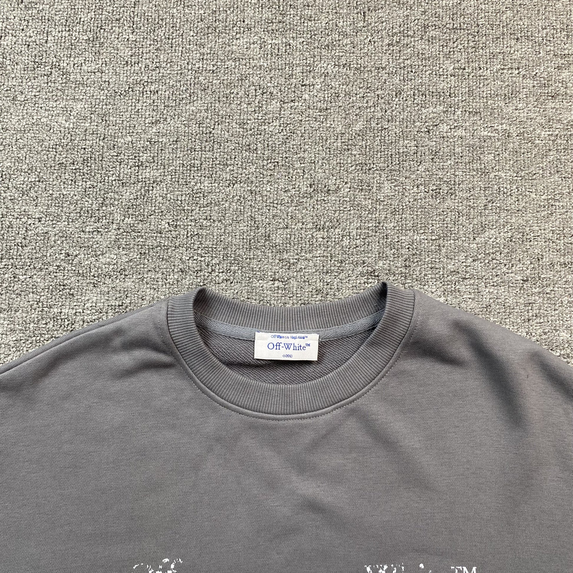 off-white-faded-logo-print-crewneck-grey-7-Drip Store Argentina