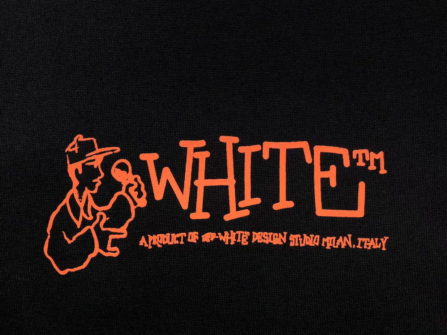 off-white-graffiti-arrow-tee-black-3-Drip Store Argentina